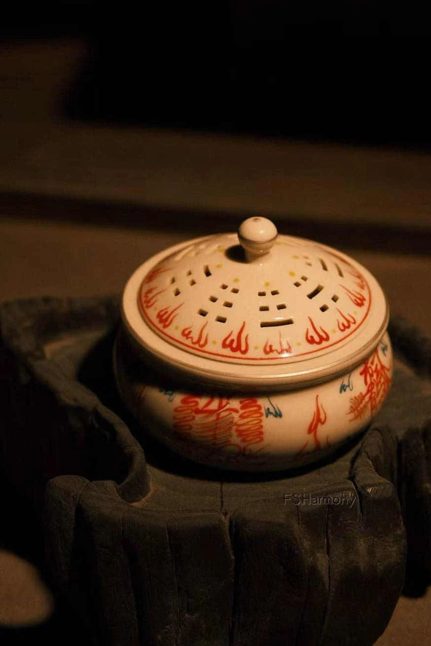 Five Roads Wealth Incense Burner – Censer with Red Agate, Fortune Talisman